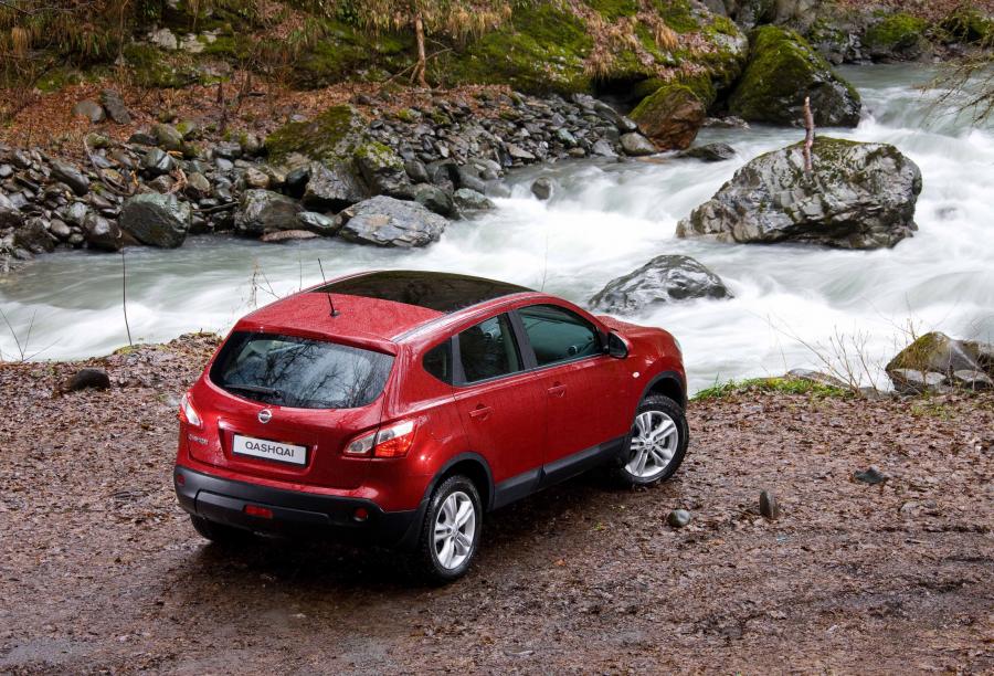  Nissan Qashqai 2010 года  (фото 88 из 204)
